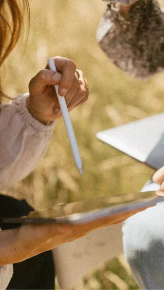 Instagram post from studiodescelia. This post is in position 4.